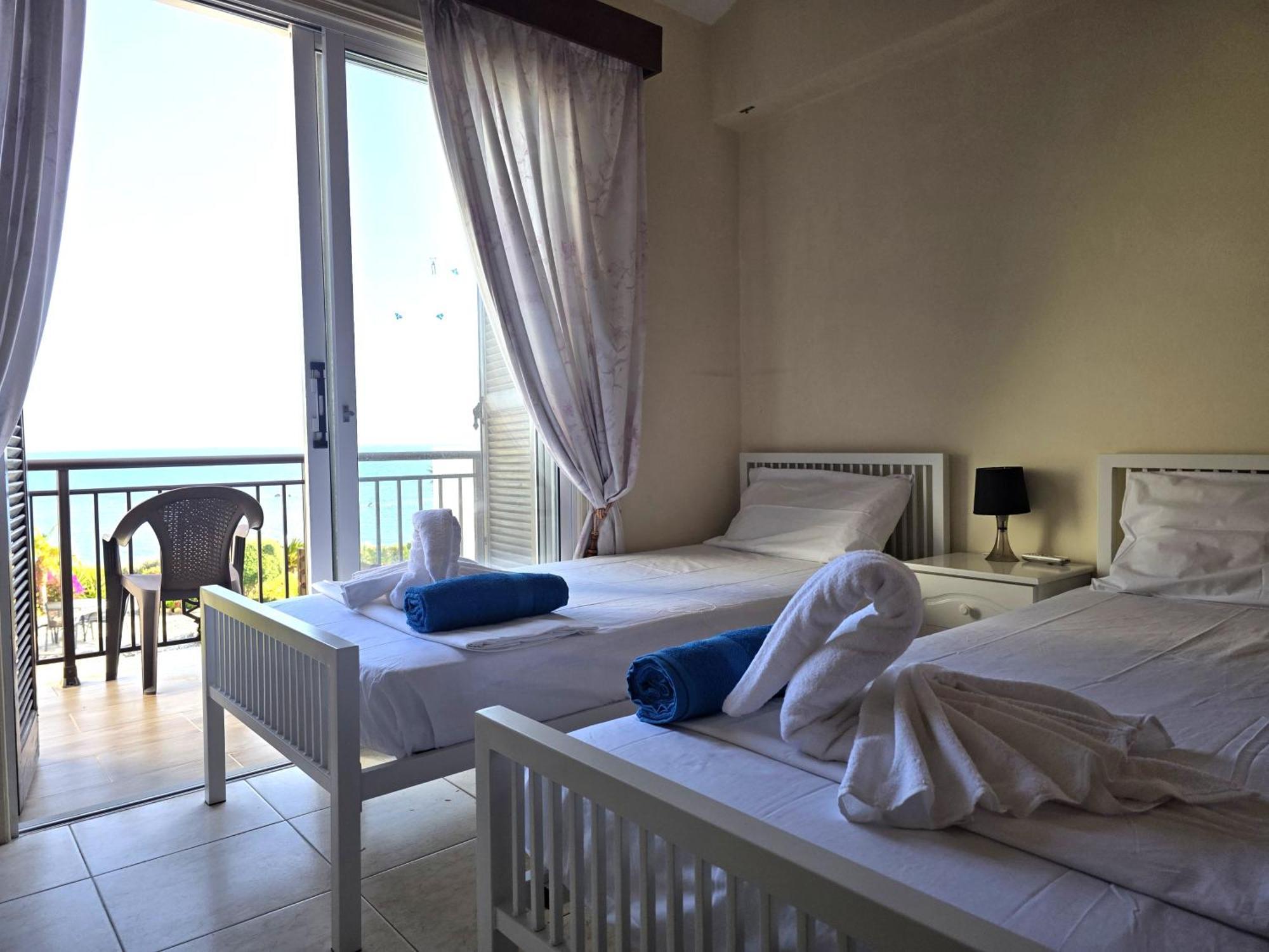 H&O Sunrise Villa In Coral Bay! Buitenkant foto